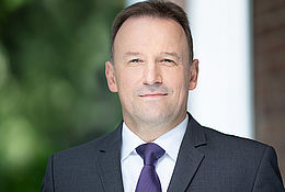 Porträtfoto von Christoph Schroeder