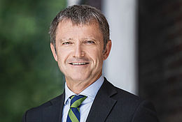 Porträtfoto von Ulrich Weigel