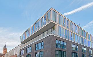 Büroimmobilie im Clouth Gelände