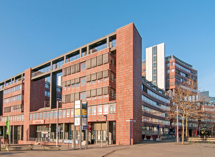 Bürogebäude Stadthaus Köln-Deutz