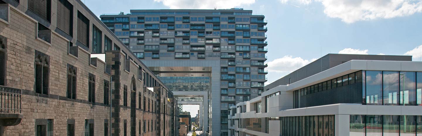 Blick in den Rheinauhafen Köln